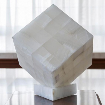 onyx-cube-table-lamp-20x20x20cm